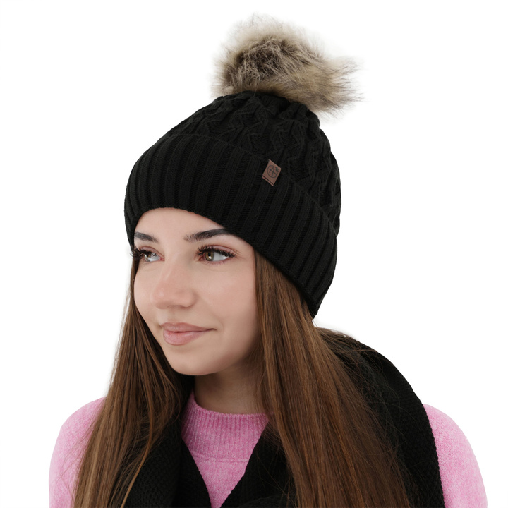 Bonnet d'hiver femme, noire, avec pompon, Katty