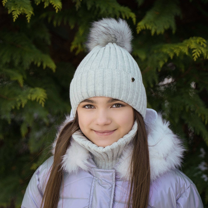 Ensemble d'hiver fille: bonnet et snood, gris, avec pompon, Wilma