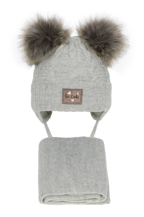 Ensemble d'hiver fille: bonnet et écharpe, gris, avec deux pompons, avec fil brillant, Klarita