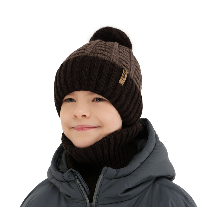 Ensemble d'hiver garçon: bonnet et snood, brun, avec pompon, Leo