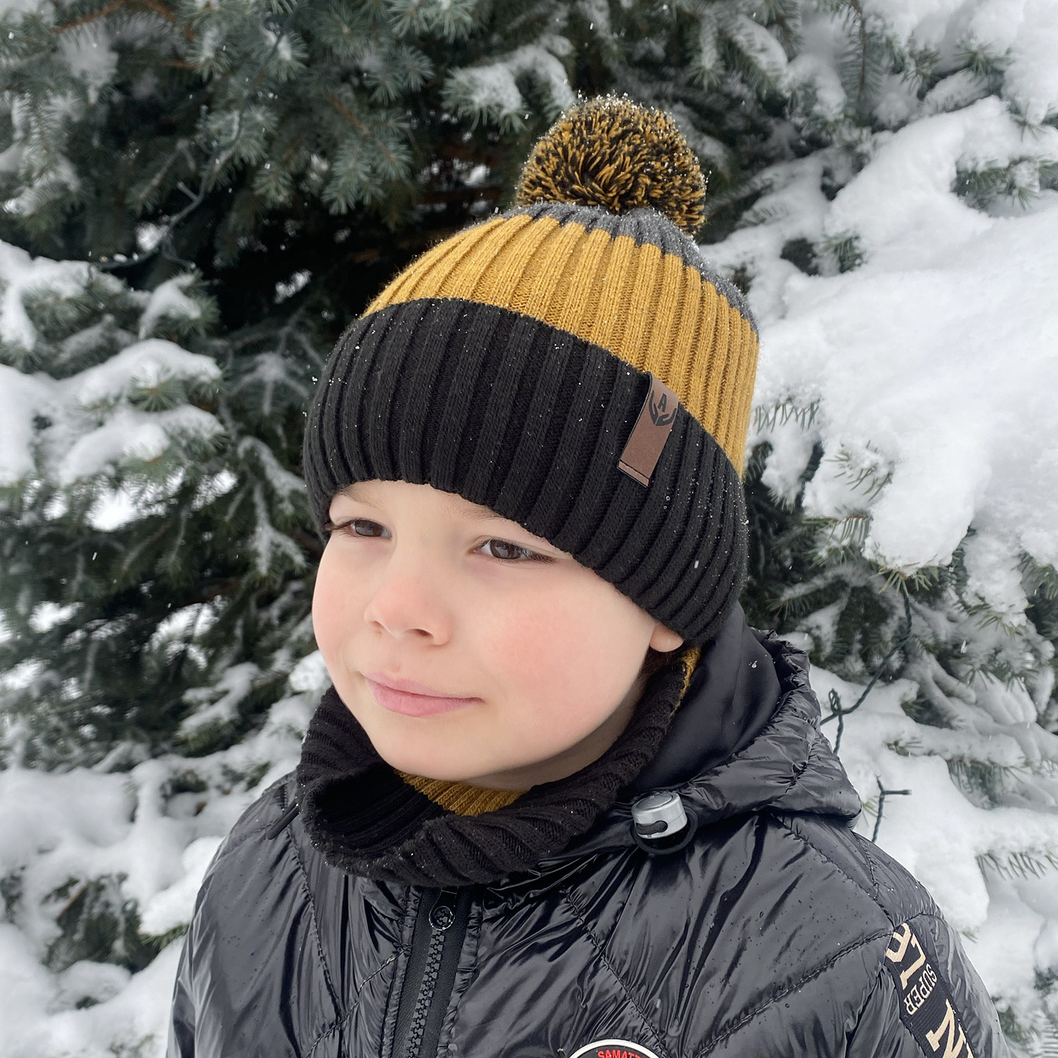 Ensemble d'hiver garçon: bonnet et snood, rouge, avec pompon, Karson