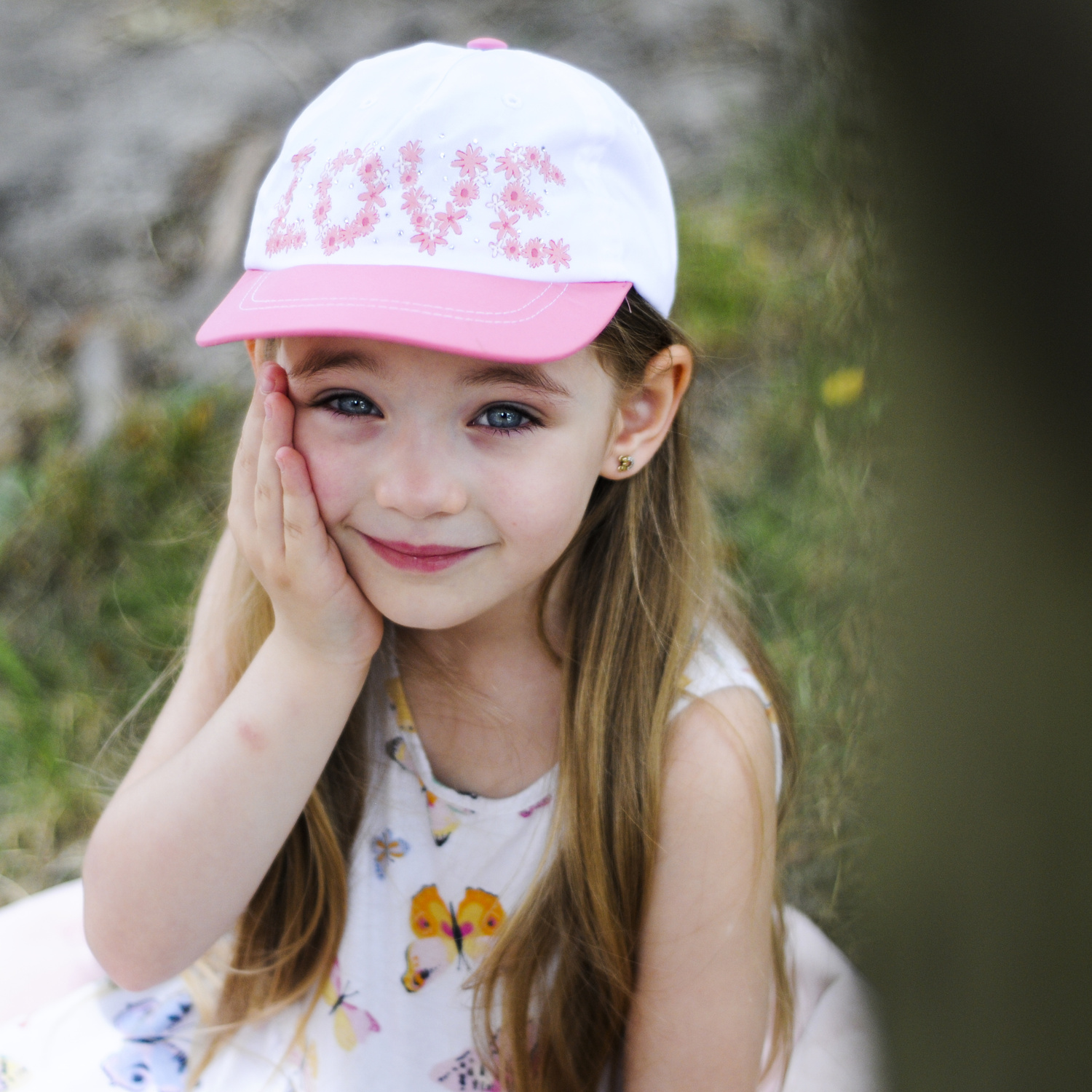 Casquette fille automne/printemps, blanche, coton, avec visière rose, love