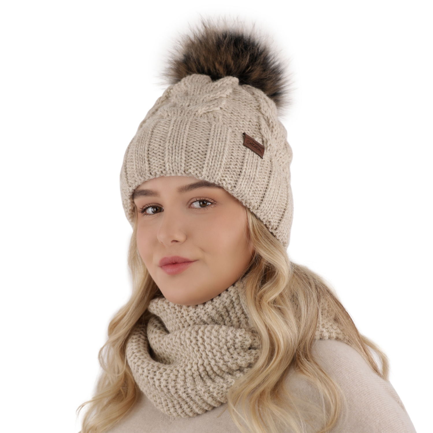 Ensemble d'hiver fille: bonnet et snood, gris, avec pompon, Torina