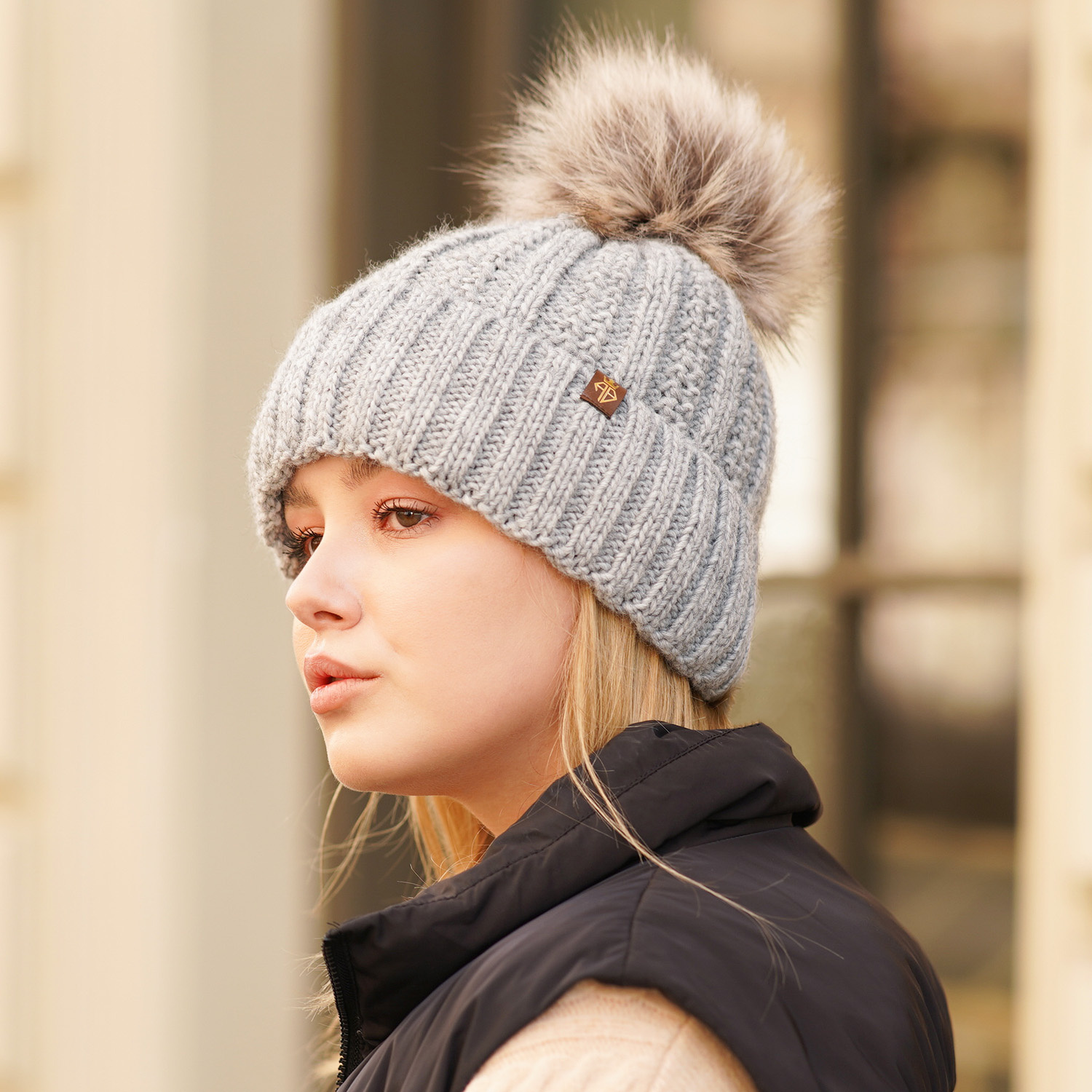 Bonnet d'hiver femme, rouge, avec pompon, Rene