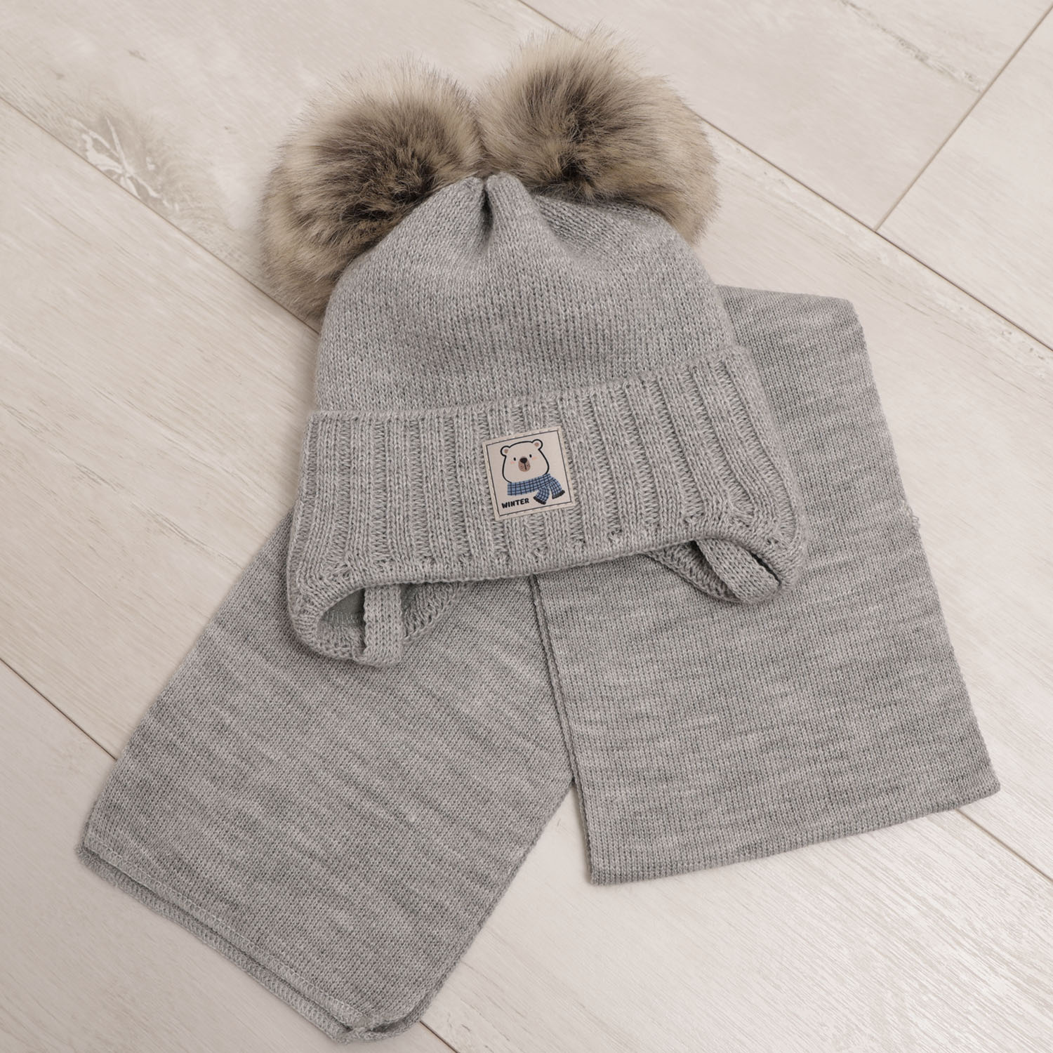 Ensemble d'hiver garçon: bonnet et écharpe, bleu marine, avec deux pompons, Jewel