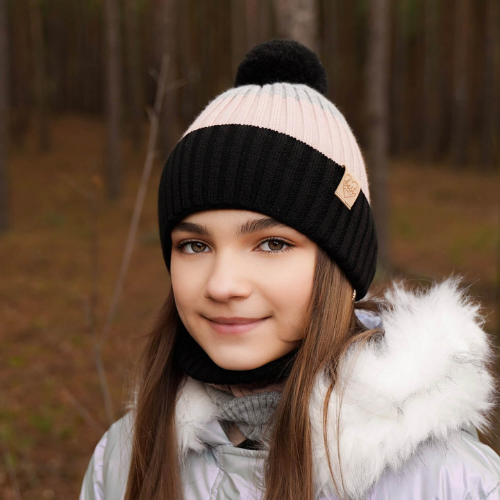 Ensemble d'hiver fille: bonnet et snood, noir, avec pompon, Indiana