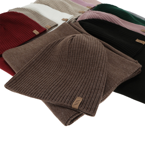 Ensemble d'hiver femme: bonnet et écharpe, marron foncé, Fena