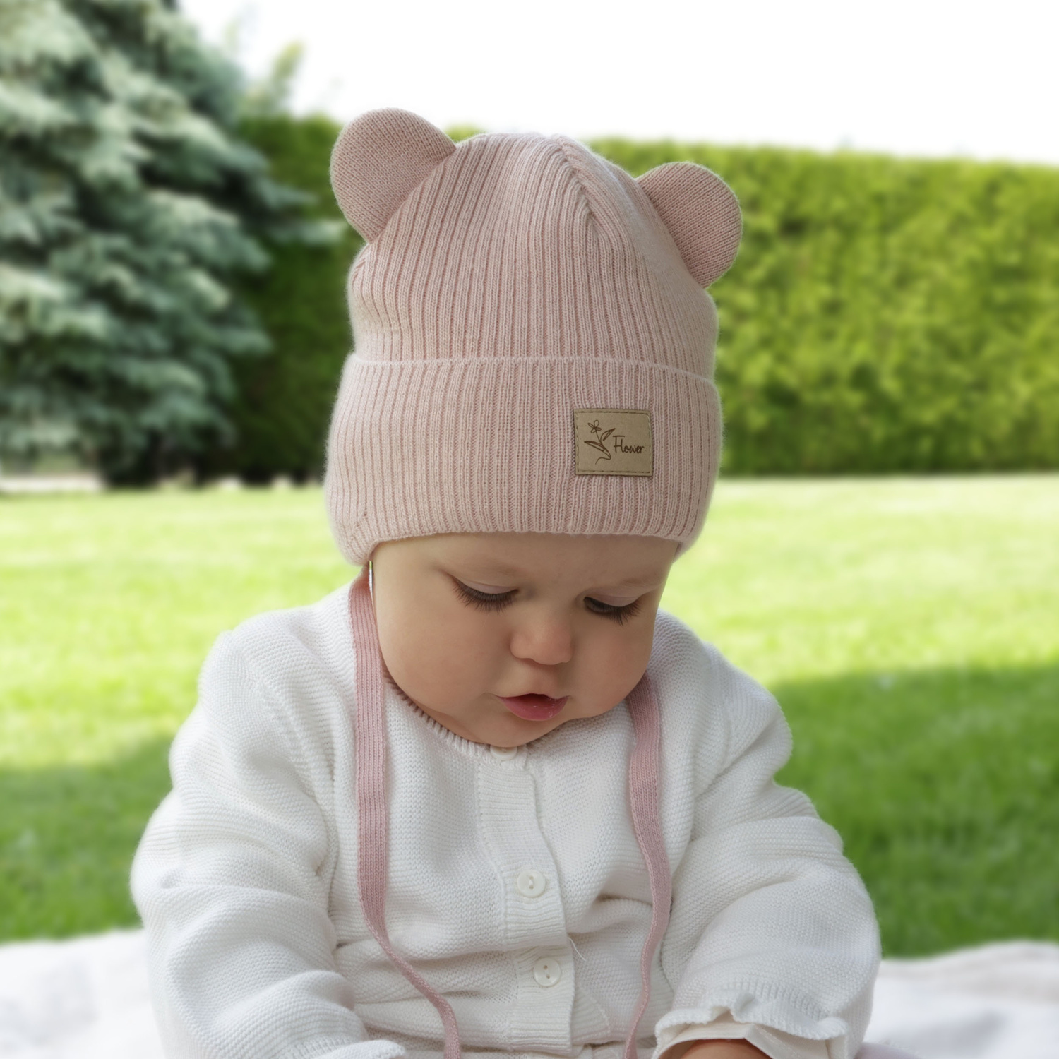 Bonnet automne/printemps fille, blanche, avec liens, Djona