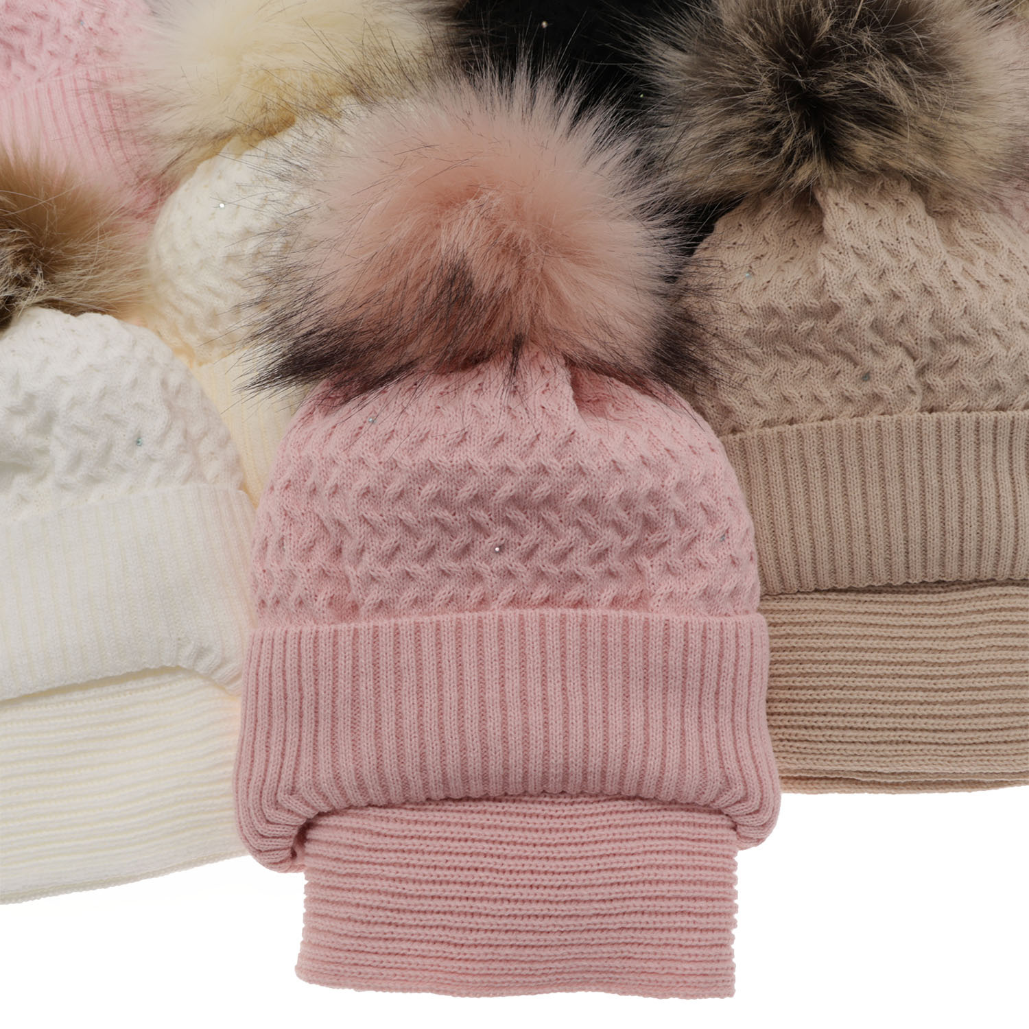 Ensemble d'hiver fille: bonnet et écharpe, noir, avec pompon, avec liens, Zelta