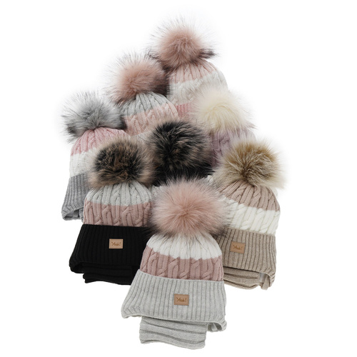 Ensemble d'hiver fille: bonnet et snood, crème, avec pompon, avec liens, Riviera