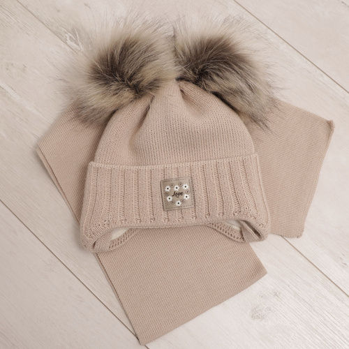 Ensemble d'hiver fille: bonnet et écharpe, rose clair, avec deux pompons, lié, Jazz