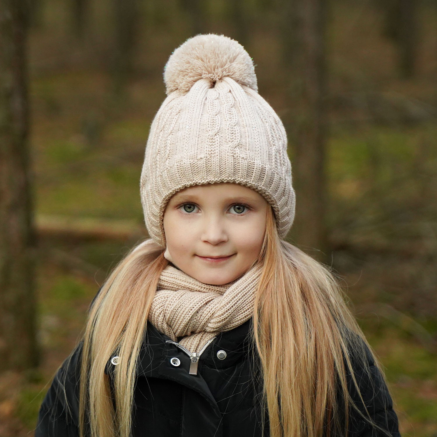 Ensemble d'hiver fille: bonnet et écharpe, crème, avec pompon, Candy