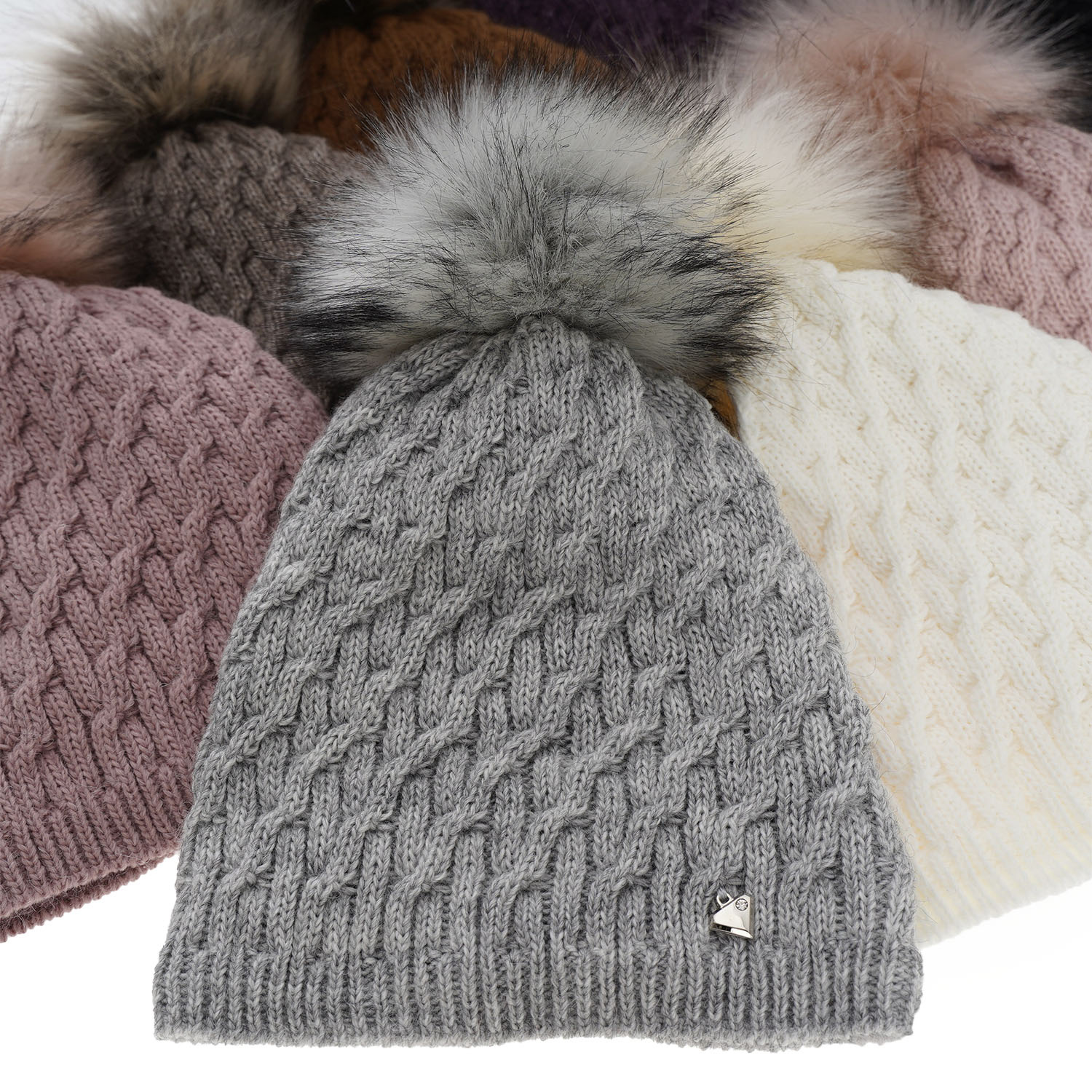 Bonnet d'hiver femme, violet, avec pompon, Kaskada