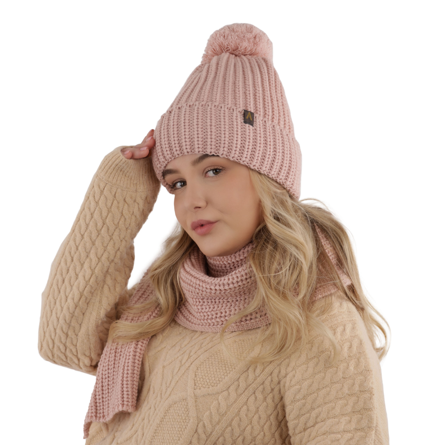 Ensemble d'hiver femme: bonnet et écharpe, rose, avec pompon, Lupita
