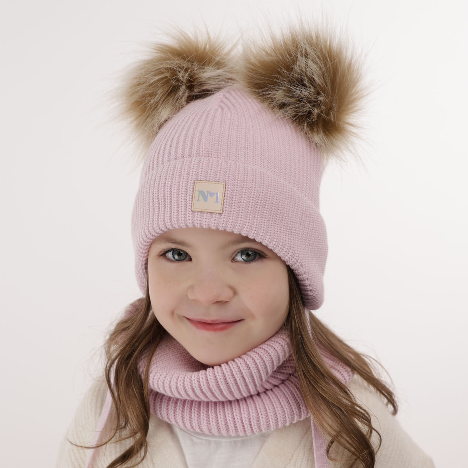 Ensemble d'hiver fille: bonnet et snood, beige, avec deux pompons, avec liens, Kiara