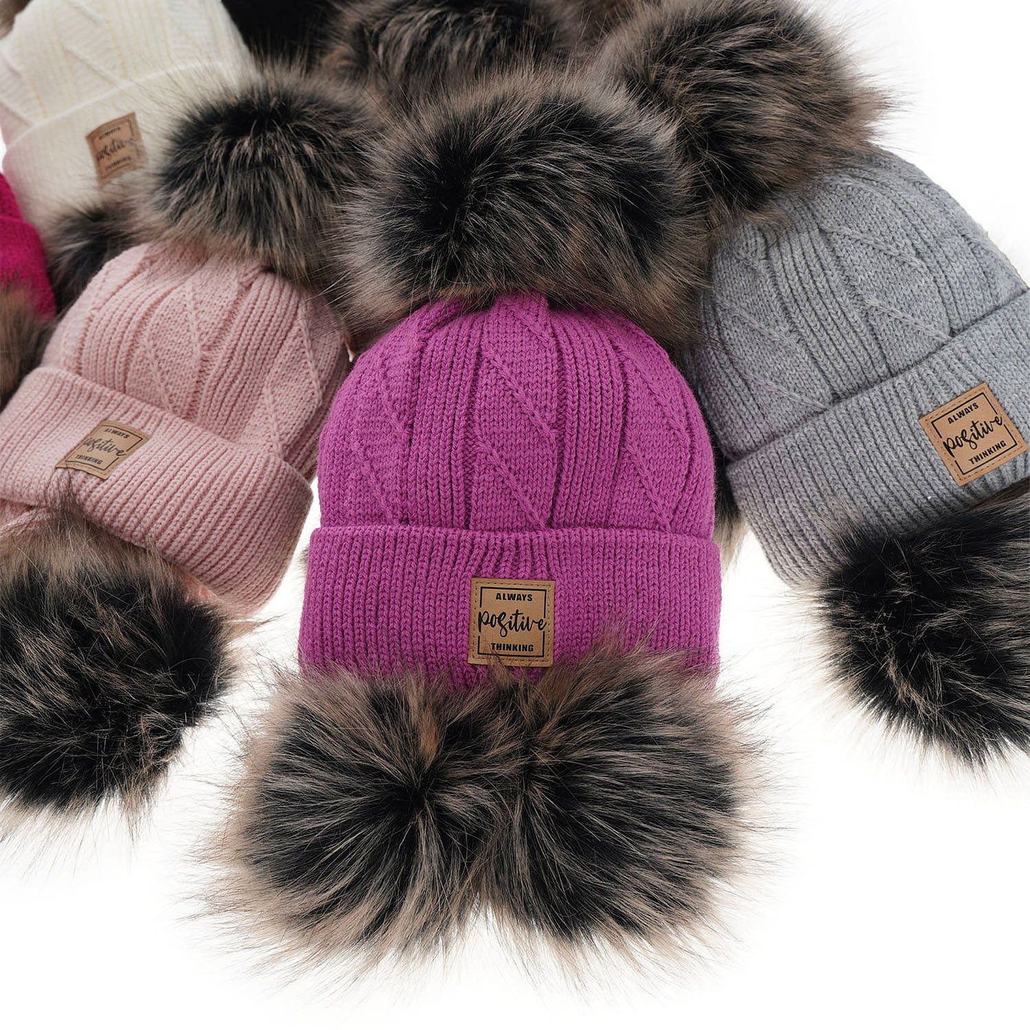 Ensemble d'hiver fille: bonnet et écharpe, gris, avec deux pompons, Gabriela