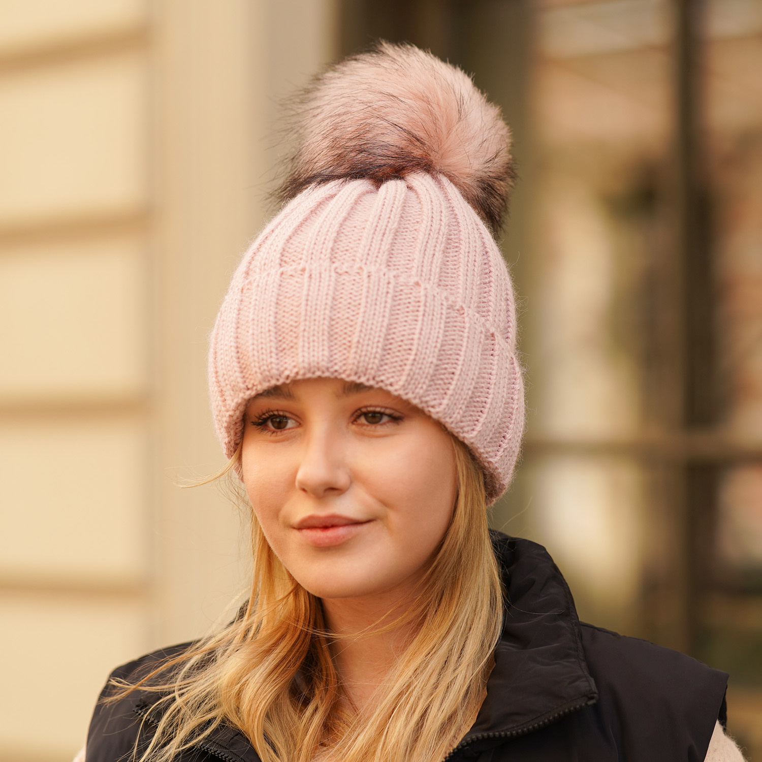 Bonnet d'hiver femme, beige, avec pompon, Mokka