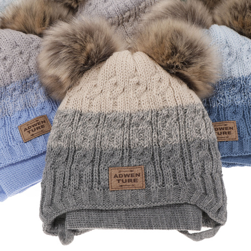 Ensemble d'hiver garçon: bonnet et écharpe, camel, avec deux pompons, avec liens, Platon