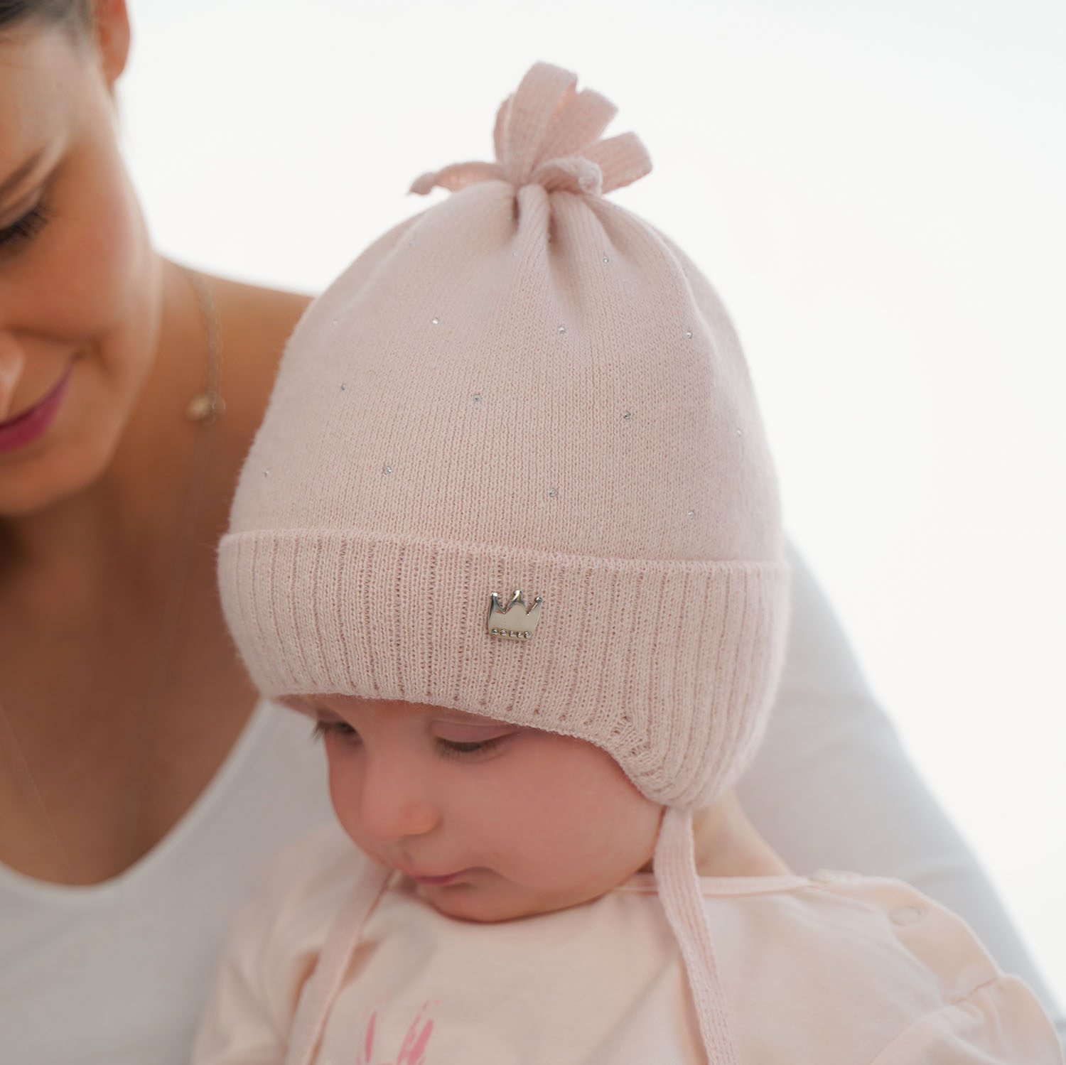 Bonnet automne/printemps fille, grise, avec liens, Oliwka
