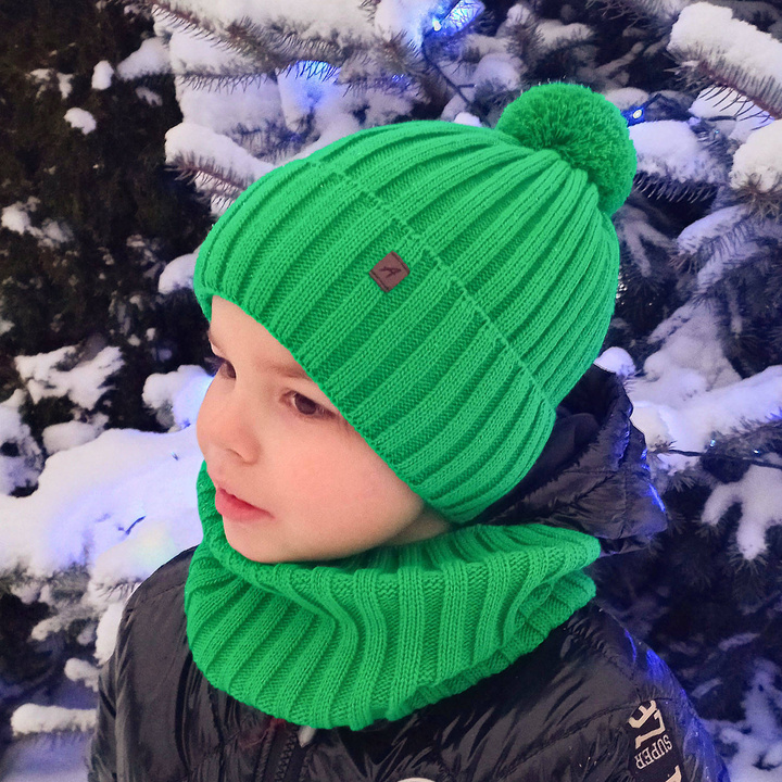 Ensemble d'hiver garçon: bonnet et snood, vert, avec pompon, Wiliam
