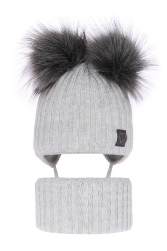 Ensemble d'hiver fille: bonnet et snood, gris clair, avec deux pompons, wiązany Telisa