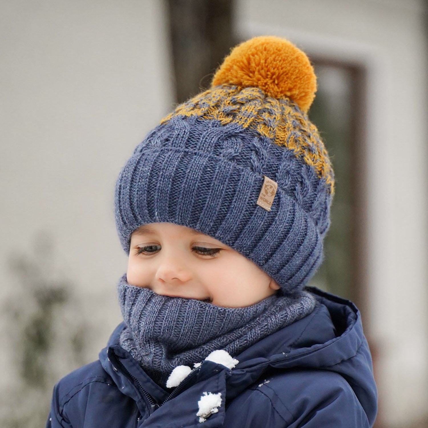 Ensemble d'hiver garçon: bonnet et snood, bleu, avec pompon, Travis