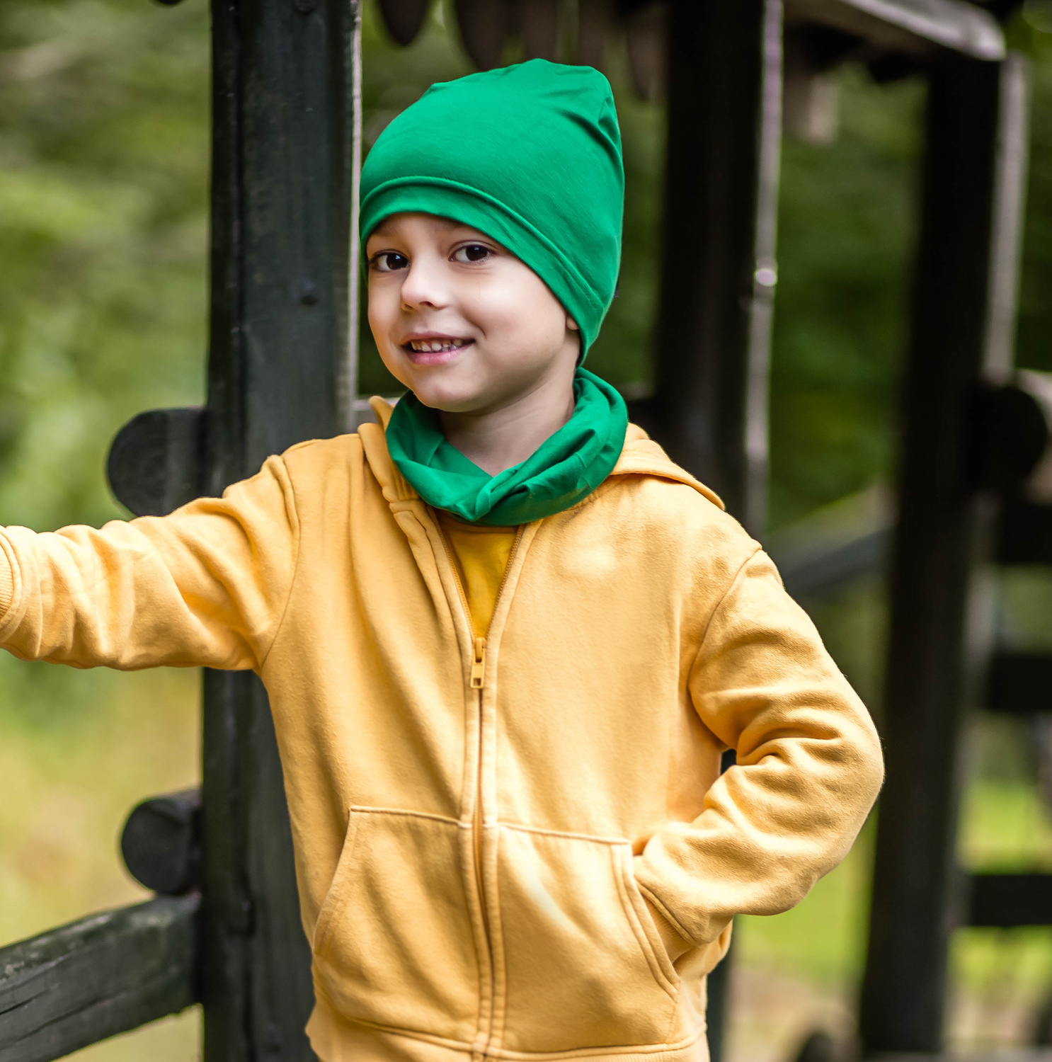 Ensemble automne/printemps garçon: bonnet et snood, vert, en coton, Hazel