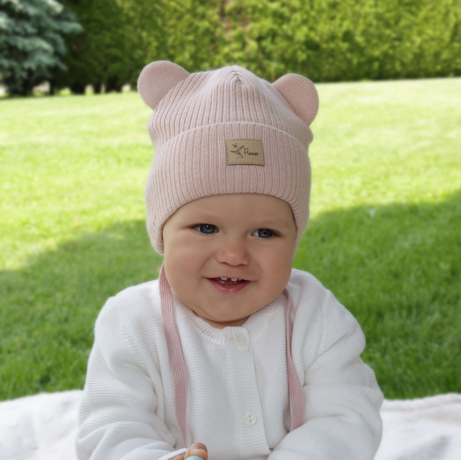 Bonnet automne/printemps fille, blanche, avec liens, Djona