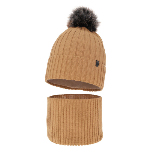 Ensemble d'hiver garçon: bonnet et snood, camel, avec pompon, Relax