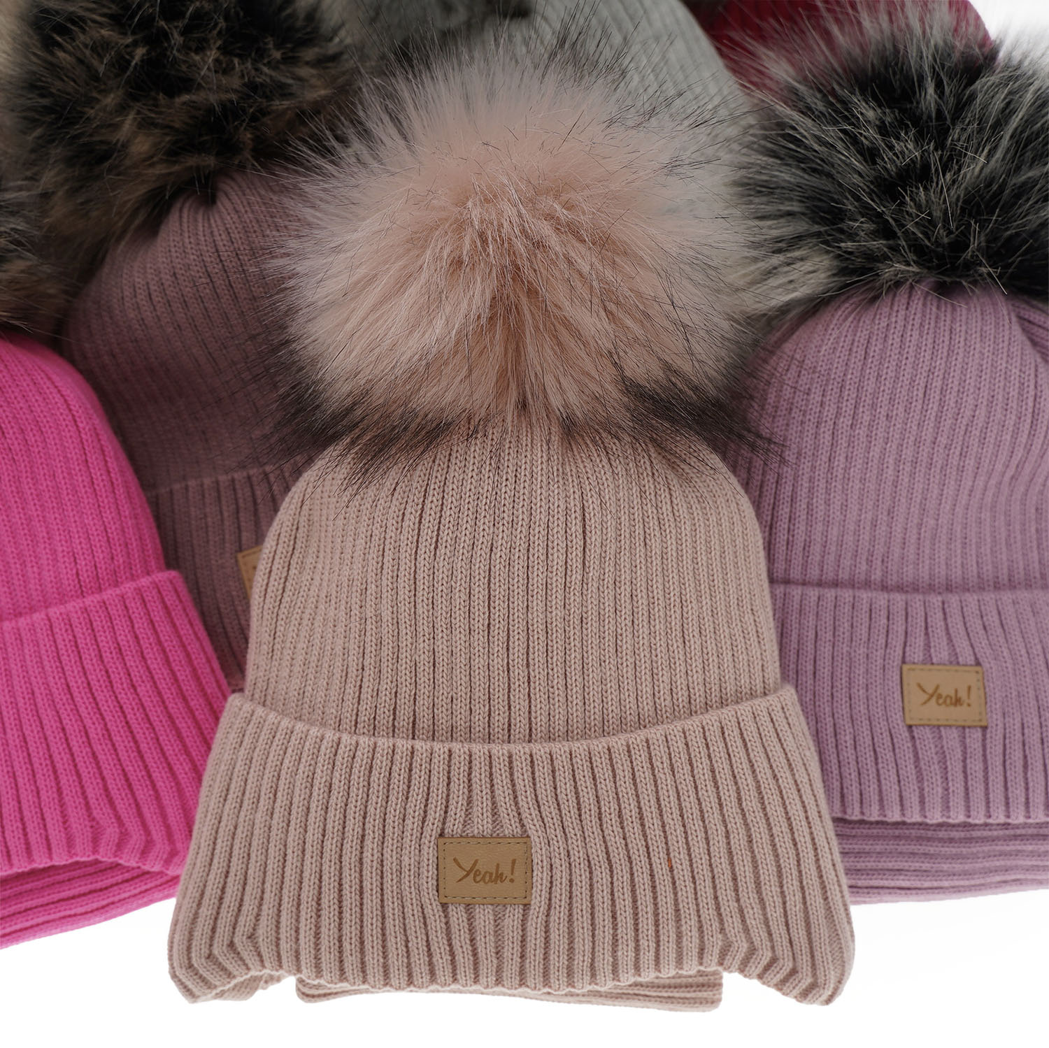 Ensemble d'hiver fille: bonnet et snood, rose, avec pompon, Dilajla