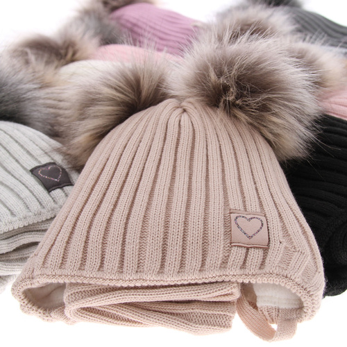 Ensemble d'hiver fille: bonnet et snood, gris clair, avec deux pompons, wiązany Telisa