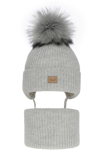Ensemble d'hiver fille: bonnet et snood, gris, avec pompon, Dilajla
